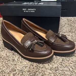 Naturalizer Dark Brown Loafers with Tassel Accents